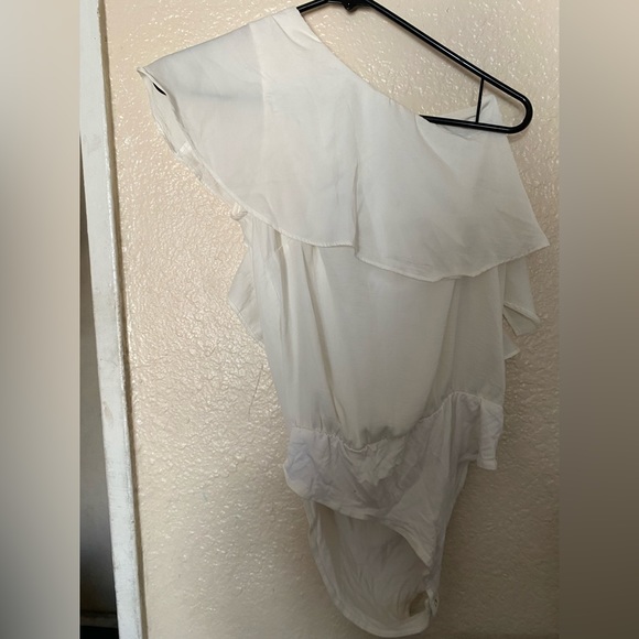 Forever 21- One shoulder bodysuit - Picture 1 of 2